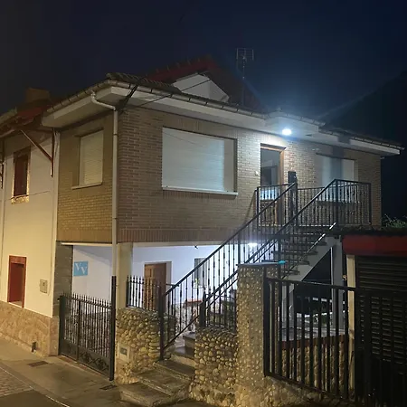 Posada De Bustiello Mieres  Buitenkant foto