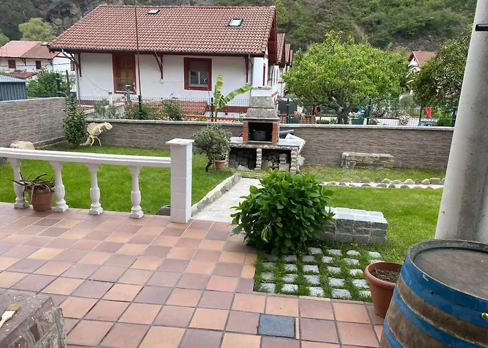 Posada De Bustiello